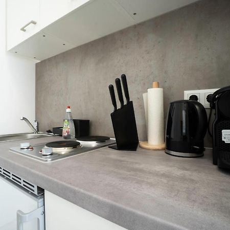 Modern 1-Bedroom Apartment Next To Praterstern Вена Экстерьер фото
