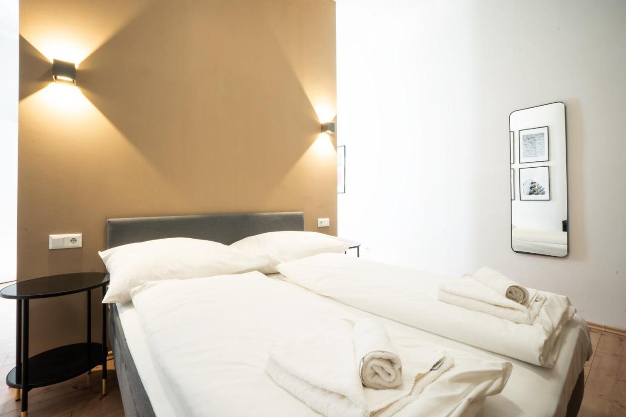 Modern 1-Bedroom Apartment Next To Praterstern Вена Экстерьер фото